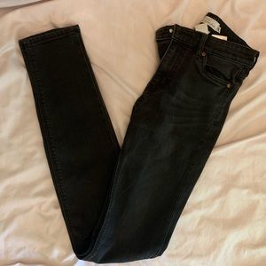 Black skinny jeans